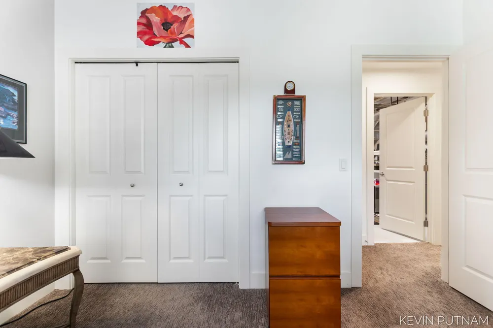6515 134th Ave Avenue Saugatuck, MI 49453