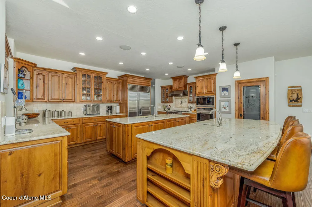 1560 E Bruin Loop Hayden, ID 83835