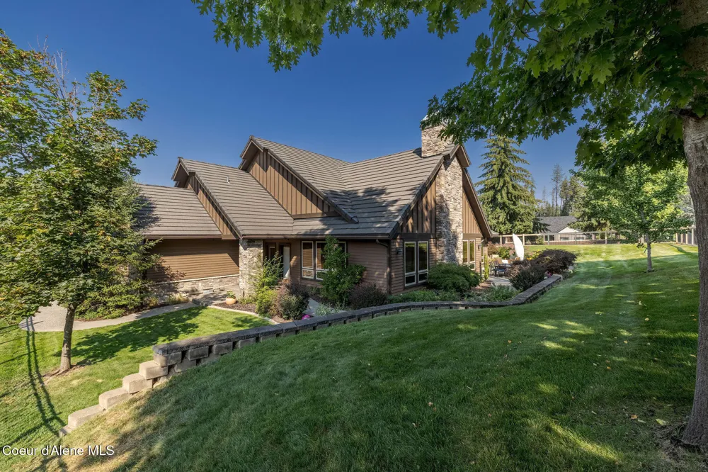 1560 E Bruin Loop Hayden, ID 83835