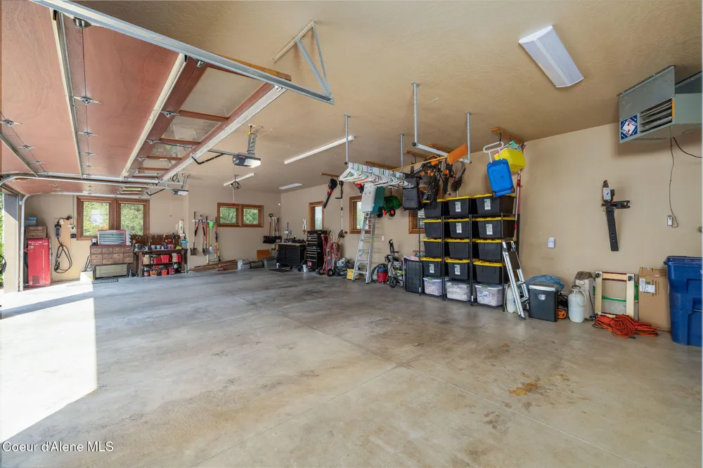 1560 E Bruin Loop Hayden, ID 83835