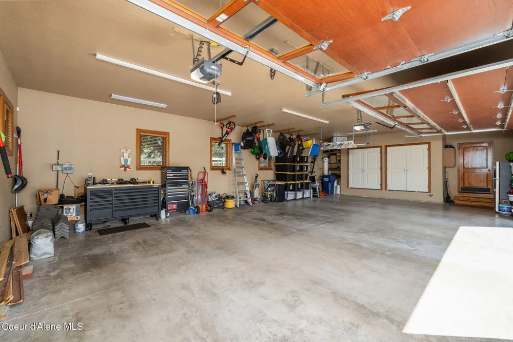 1560 E Bruin Loop Hayden, ID 83835