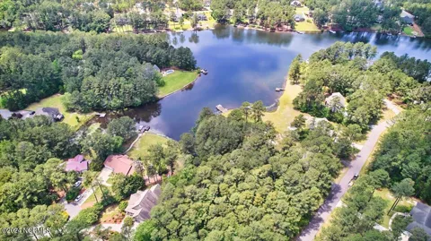 16 Lakeshore Drive