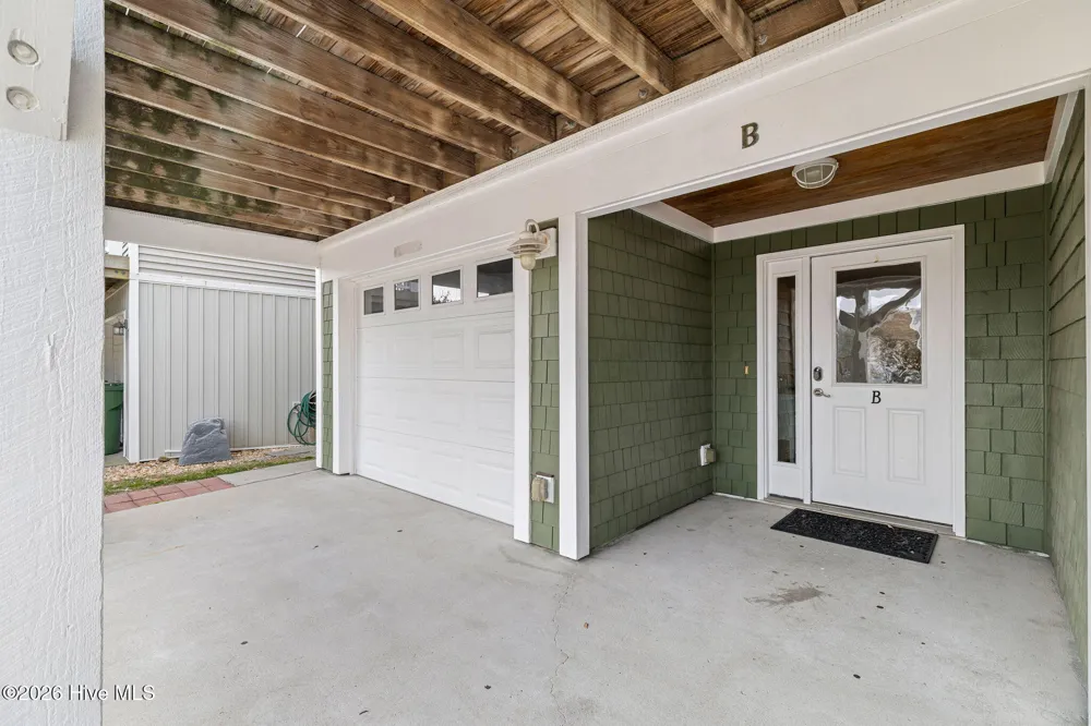 326 S 3rd Avenue #Units A & B Kure Beach, NC 28449
