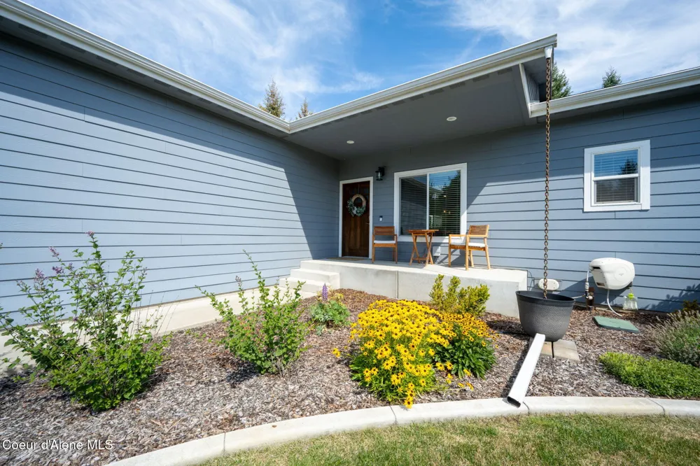 31470 10TH AVENUE Spirit Lake, ID 83869