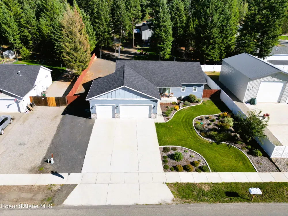 31470 10TH AVENUE Spirit Lake, ID 83869