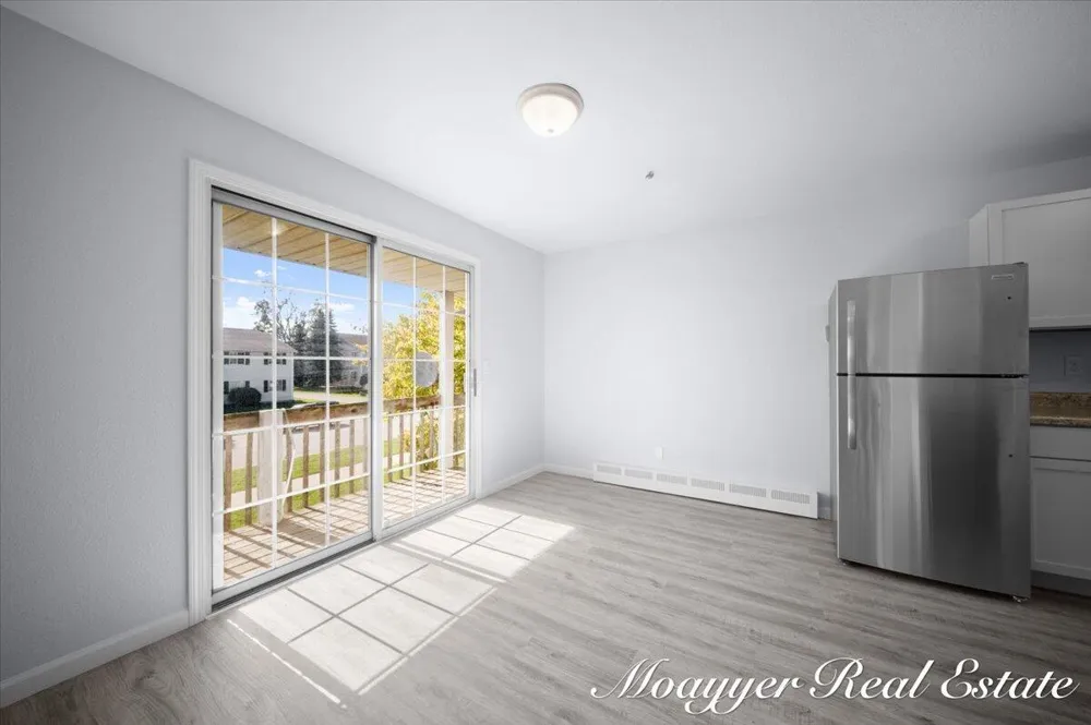 1051 Abbey Court #1 Holland City, MI 49423