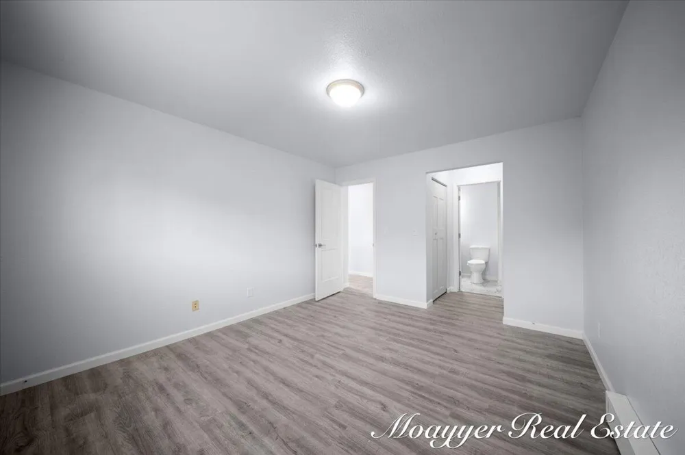 1051 Abbey Court #1 Holland City, MI 49423