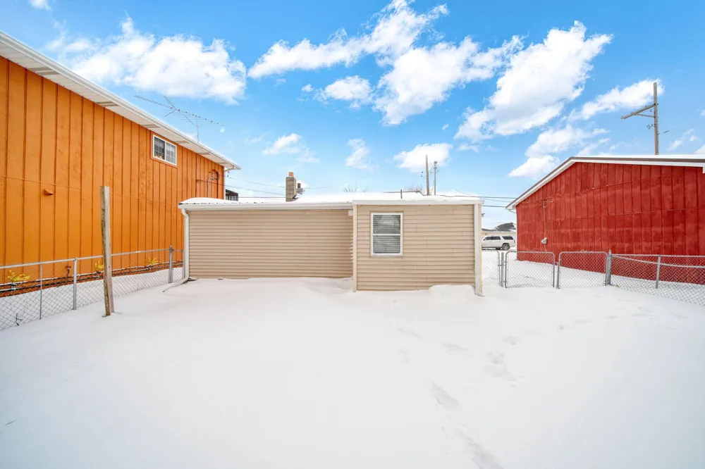 4026 Donnely Road Leoni Township, MI 49201