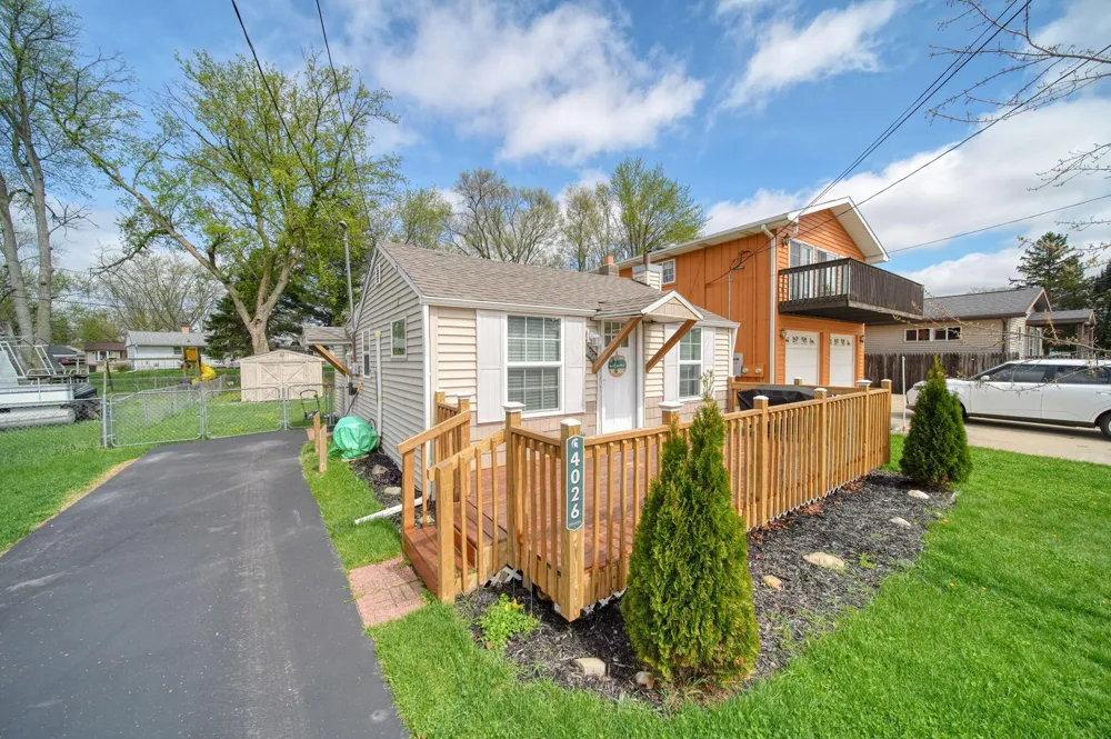 4026 Donnely Road Leoni Township, MI 49201