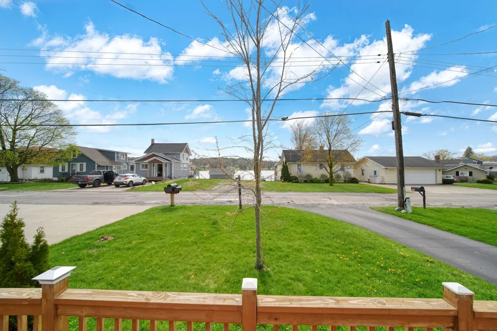 4026 Donnely Road Leoni Township, MI 49201