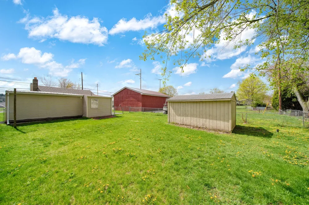 4026 Donnely Road Leoni Township, MI 49201