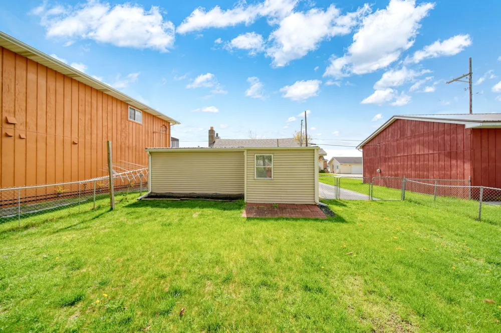 4026 Donnely Road Leoni Township, MI 49201