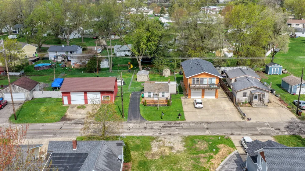4026 Donnely Road Leoni Township, MI 49201