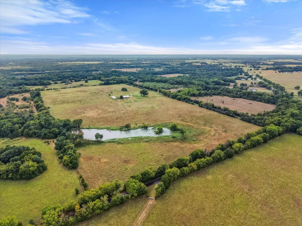211 County Road 430 Mexia, TX 76667