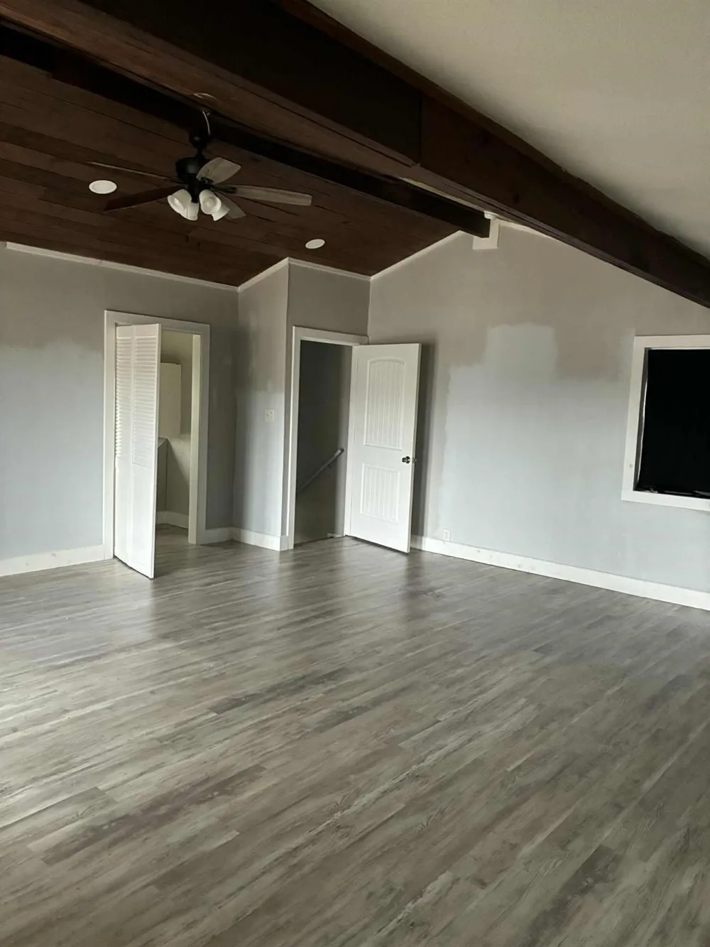 57 Lake Shore Lane Riverside, TX 77320