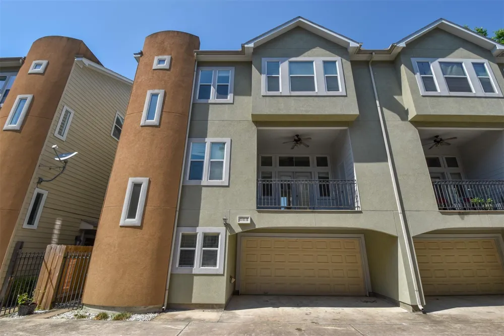 1141 W 24th Street #B