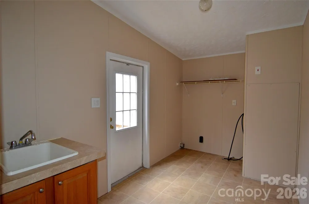 73 Walton Place Drive Nebo, NC 28761