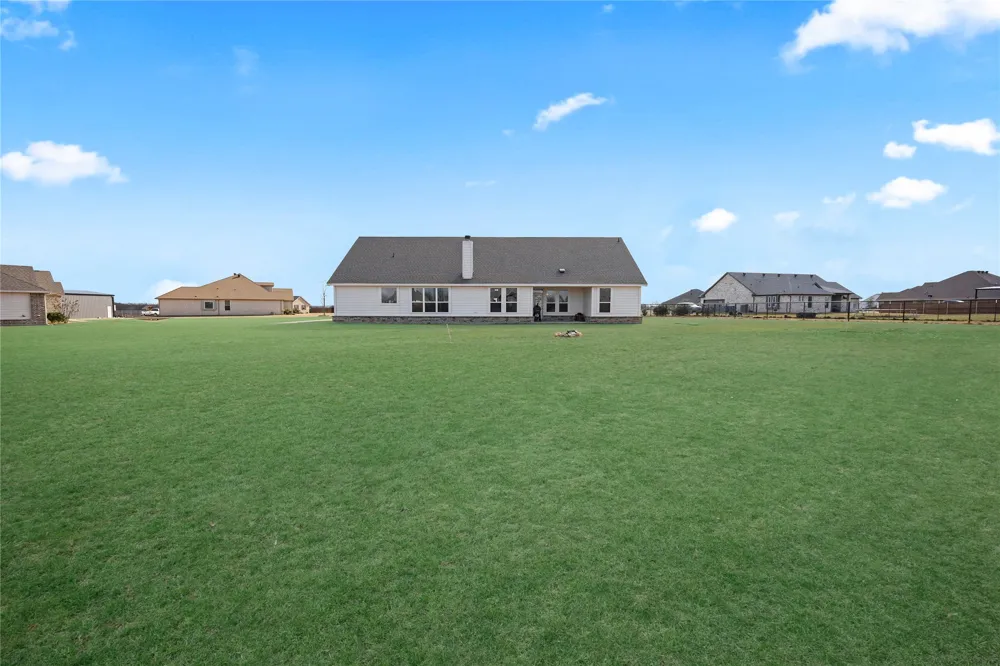 308 Olde Knoll Place Rio Vista, TX 76093