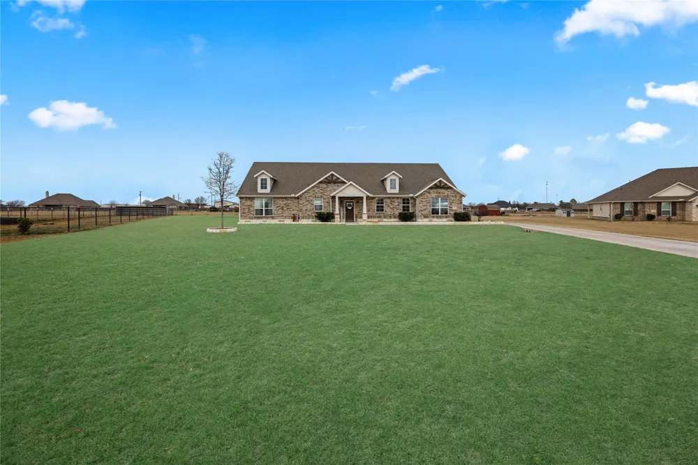308 Olde Knoll Place Rio Vista, TX 76093