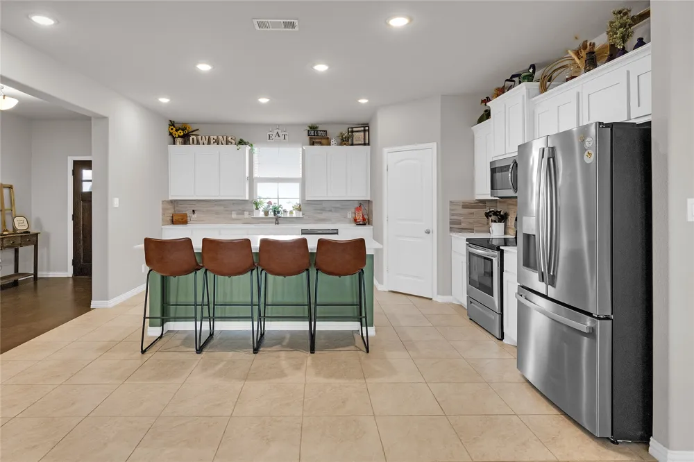 308 Olde Knoll Place Rio Vista, TX 76093