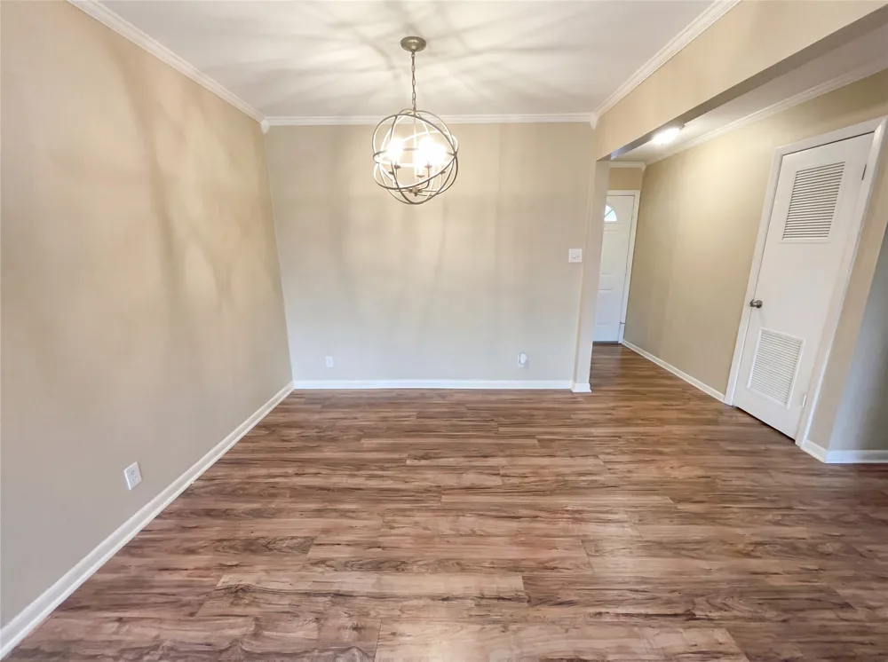 6817 Chickering Road Fort Worth, TX 76116
