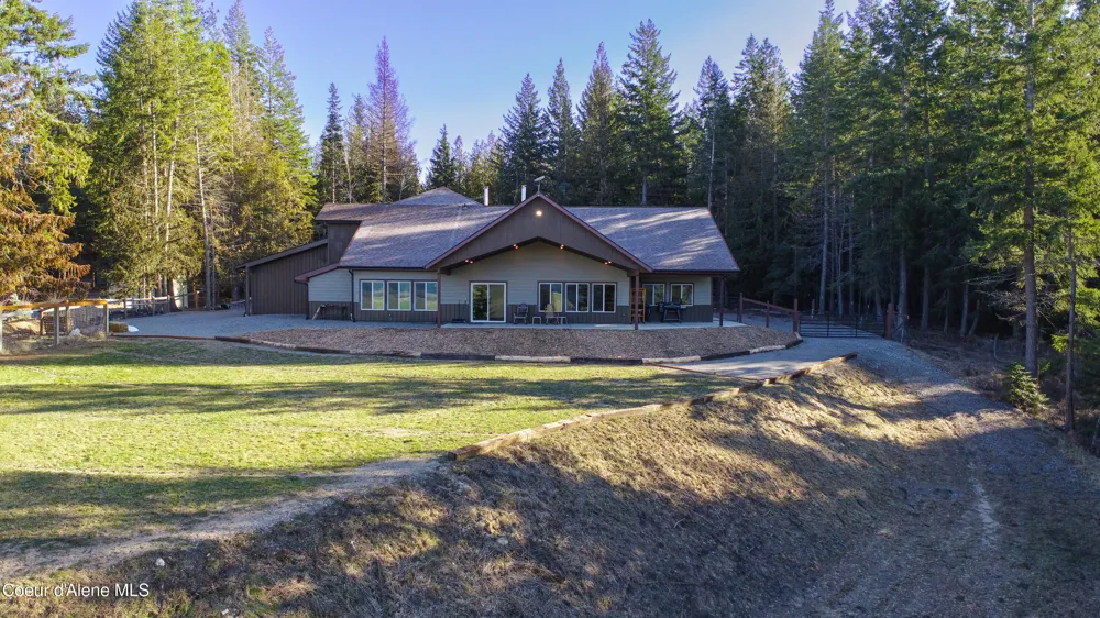 111 Majestic Lane Bonners Ferry, ID 83805