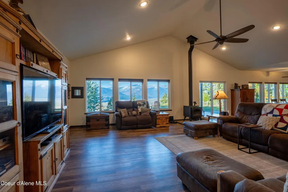 111 Majestic Lane Bonners Ferry, ID 83805