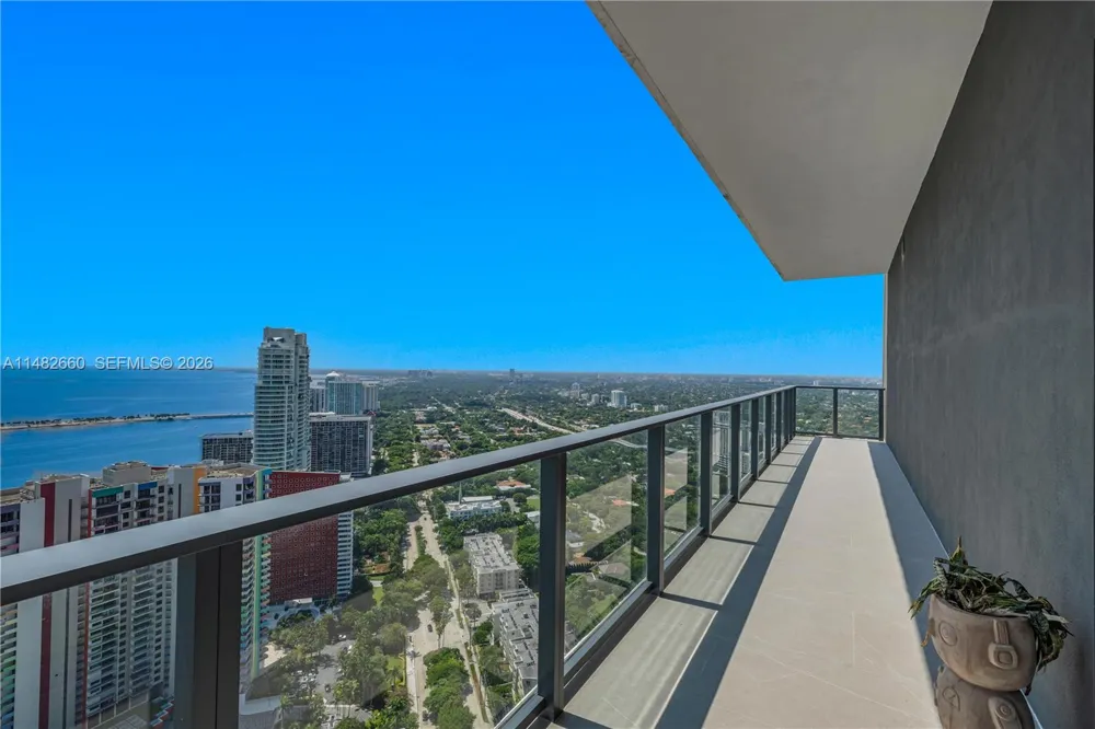 1451 Brickell Ave #4403 Miami, FL 33131