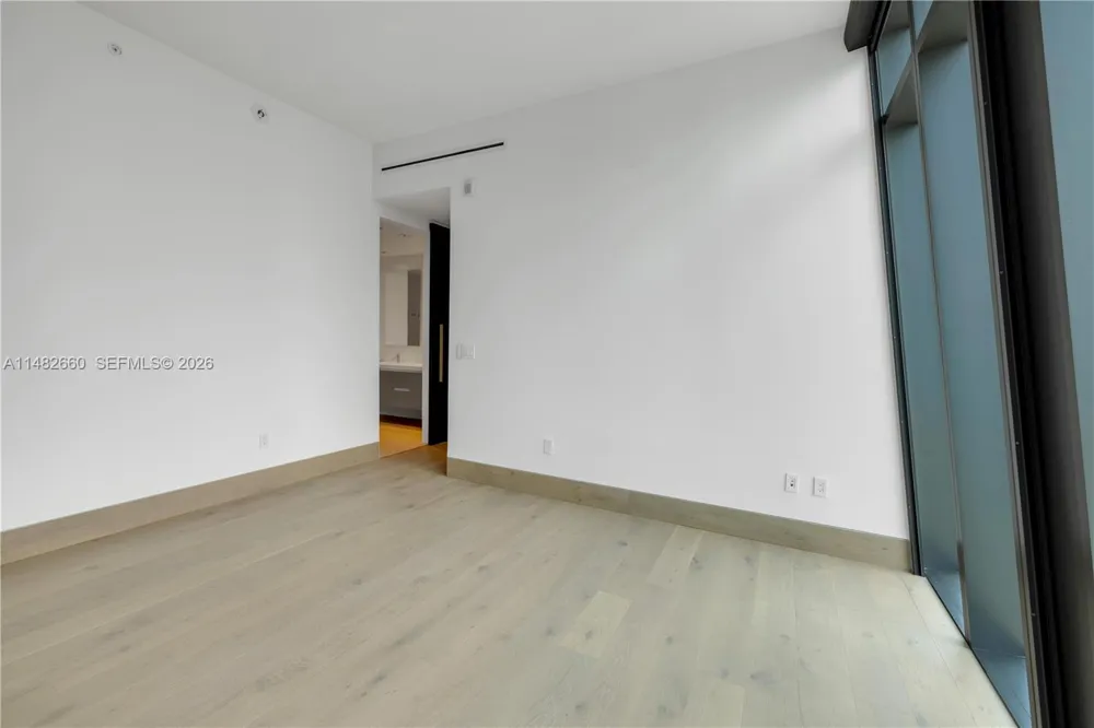 1451 Brickell Ave #4403 Miami, FL 33131