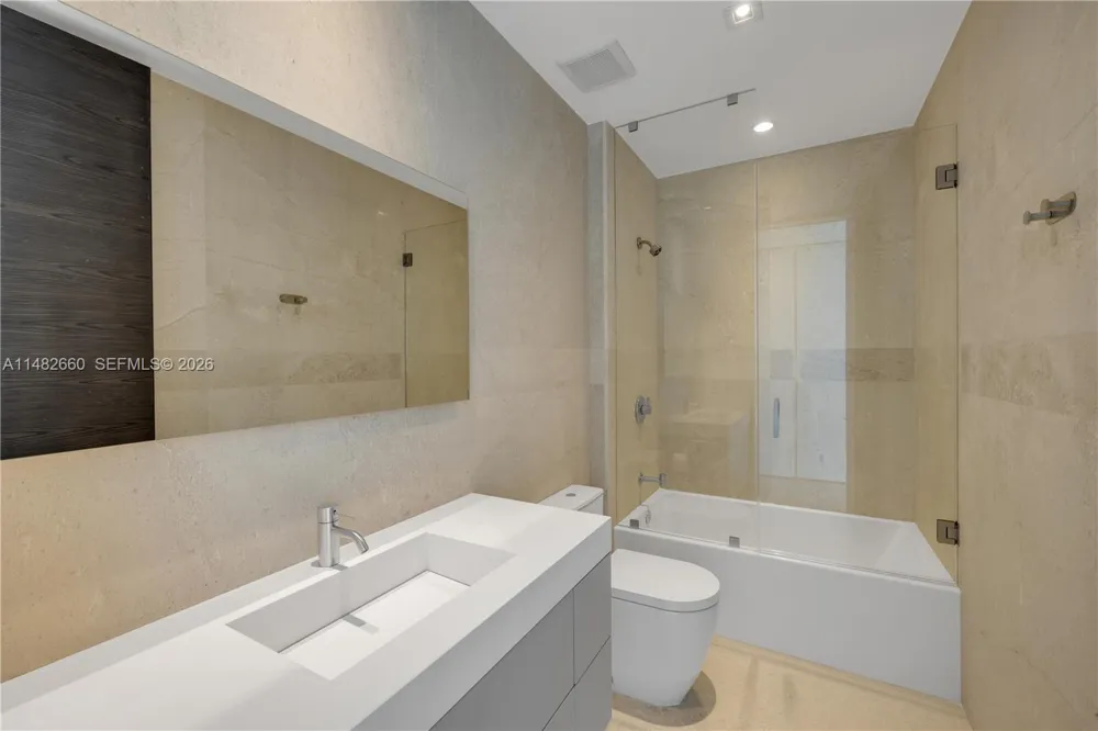 1451 Brickell Ave #4403 Miami, FL 33131