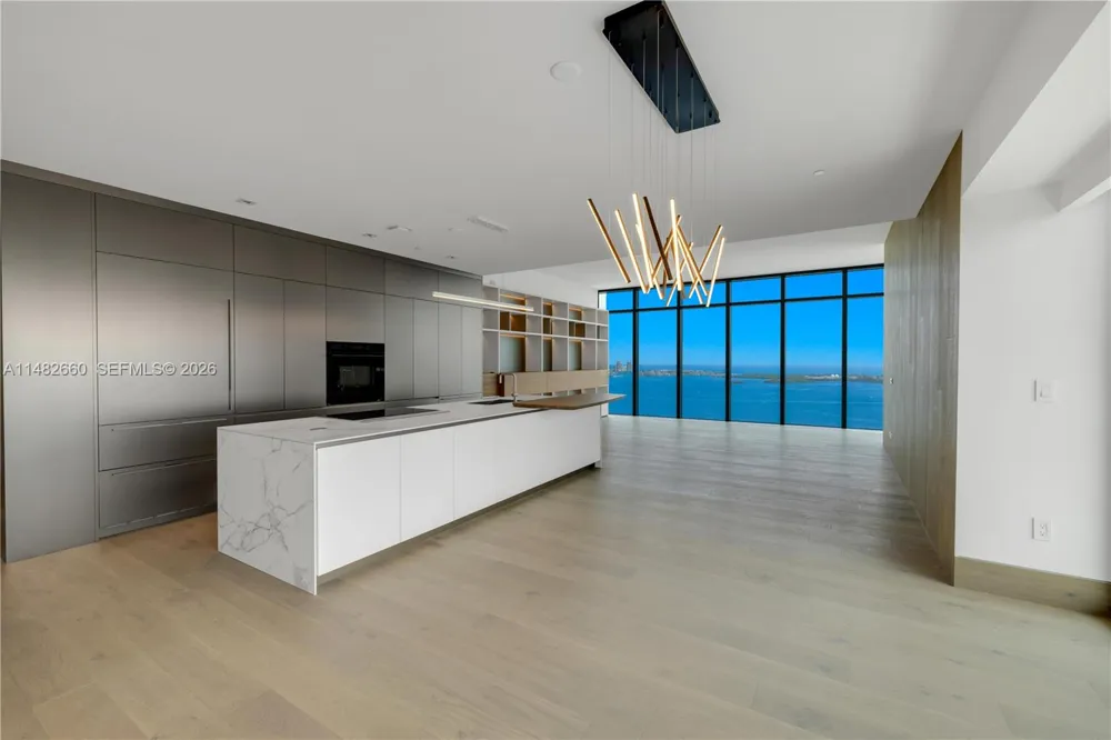 1451 Brickell Ave #4403 Miami, FL 33131