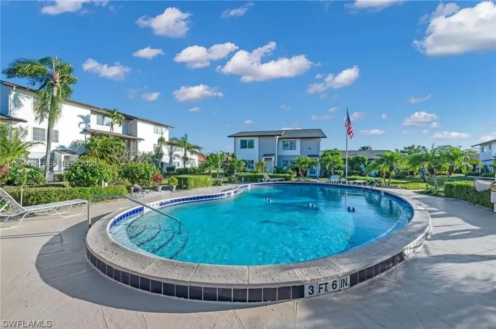 180 E Cypress Way #E230 Naples, FL 34110