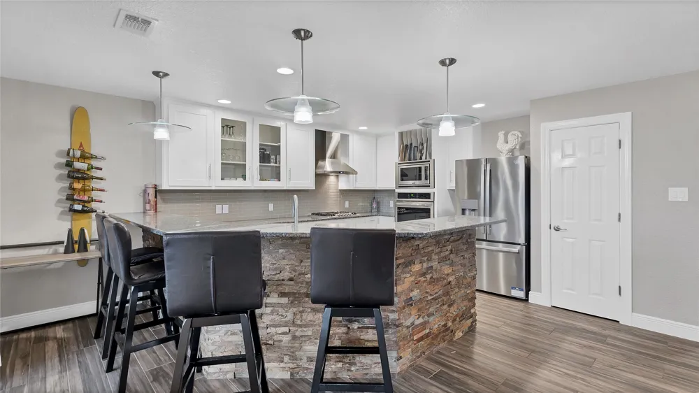 450 Pecan Creek Drive Horseshoe Bay, TX 78657