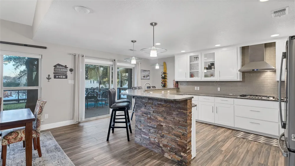450 Pecan Creek Drive Horseshoe Bay, TX 78657