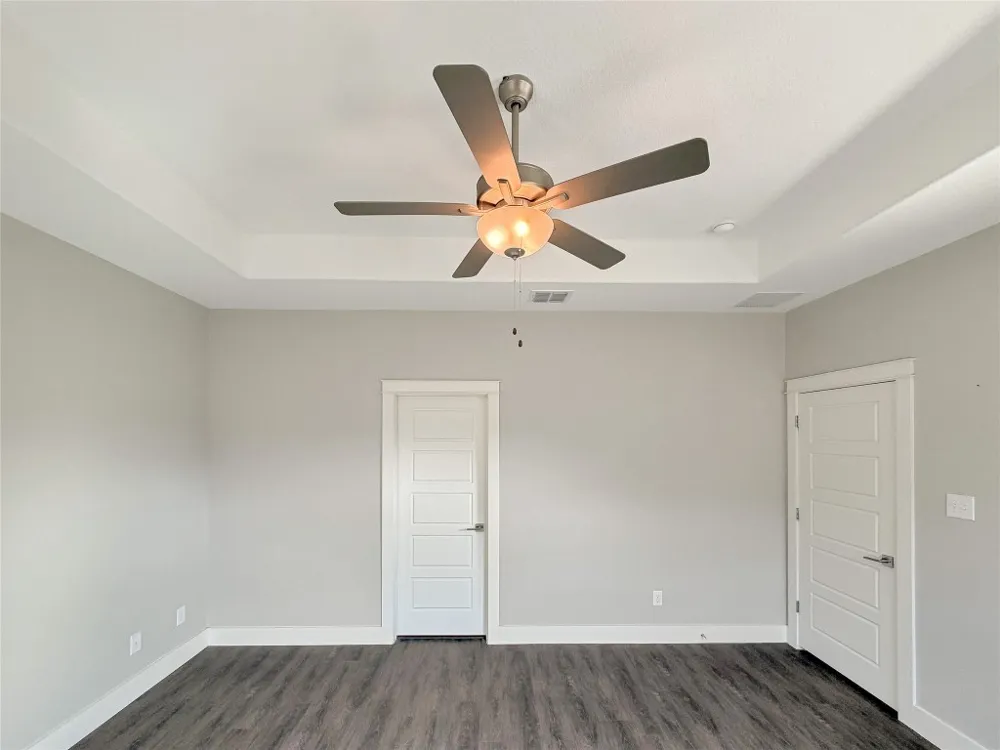 381 Monarch Canyon Lake, TX 78133