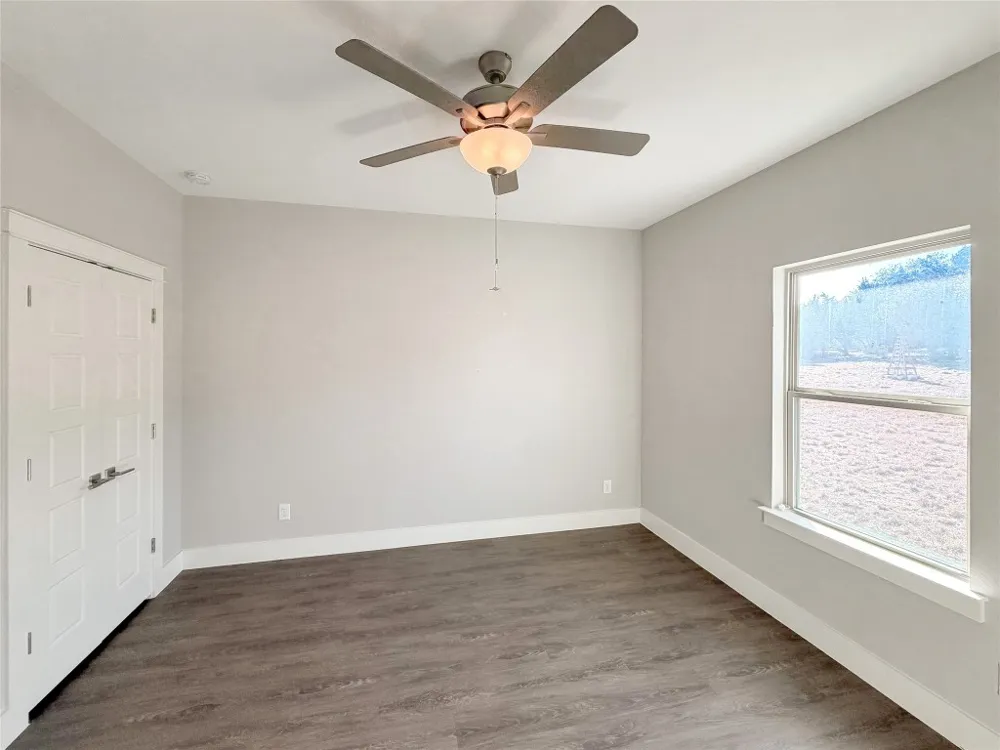 381 Monarch Canyon Lake, TX 78133