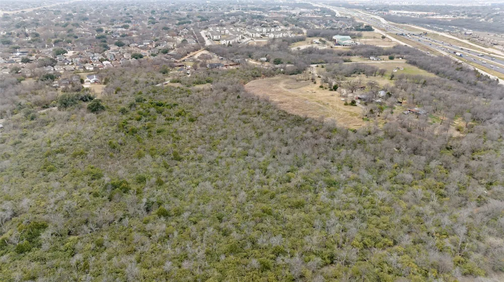 24 Medford Road Grand Prairie, TX 75052