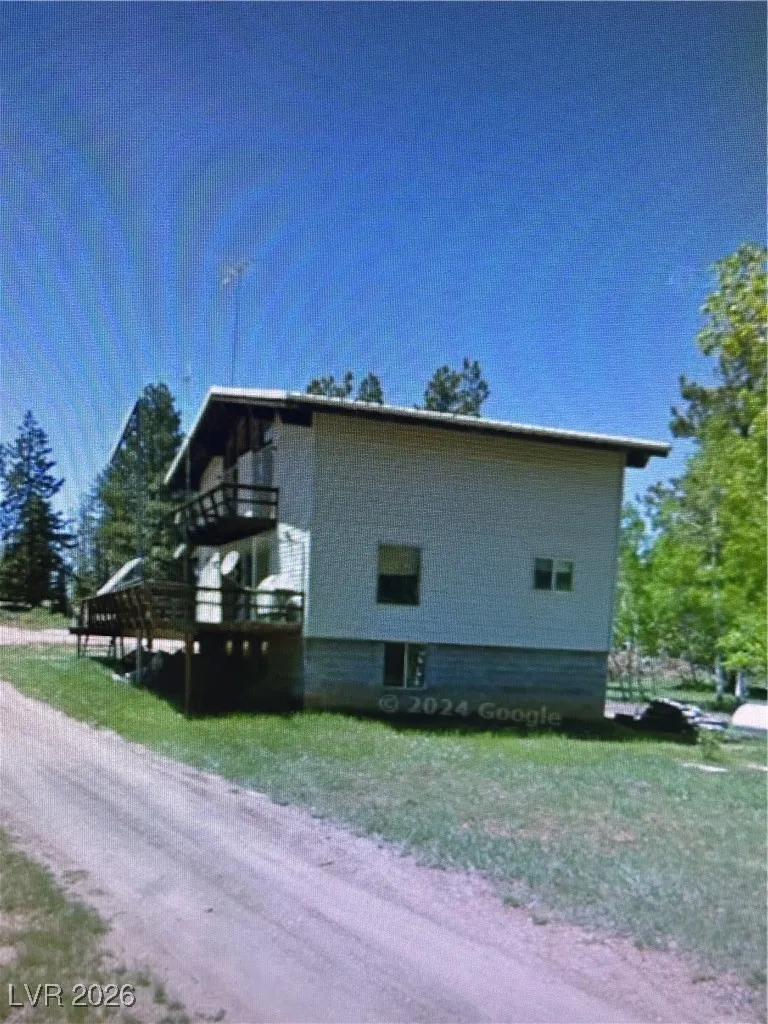 1330 W Strawberry Point Road Duck Creek Village, UT 84762