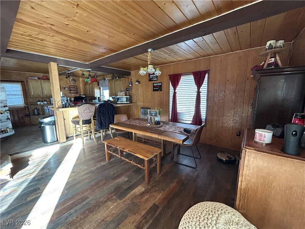 1330 W Strawberry Point Road Duck Creek Village, UT 84762