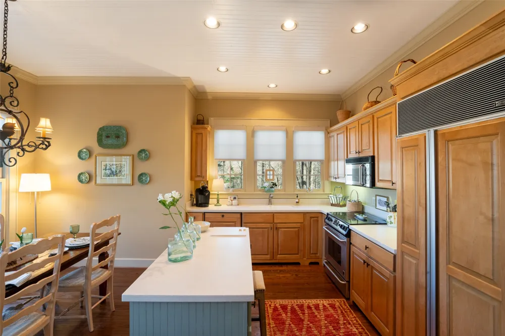 53 Rockytop Drive Cashiers, NC 28717