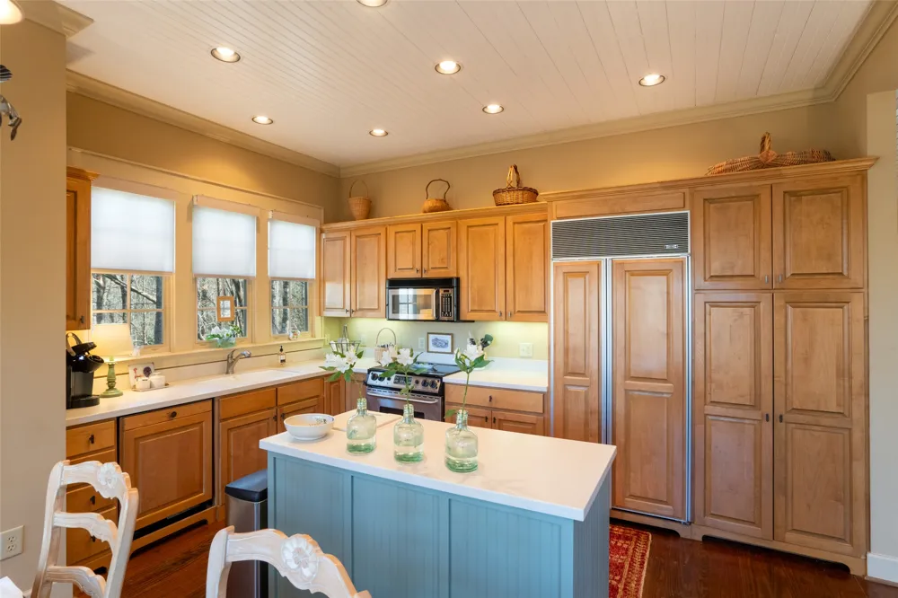 53 Rockytop Drive Cashiers, NC 28717