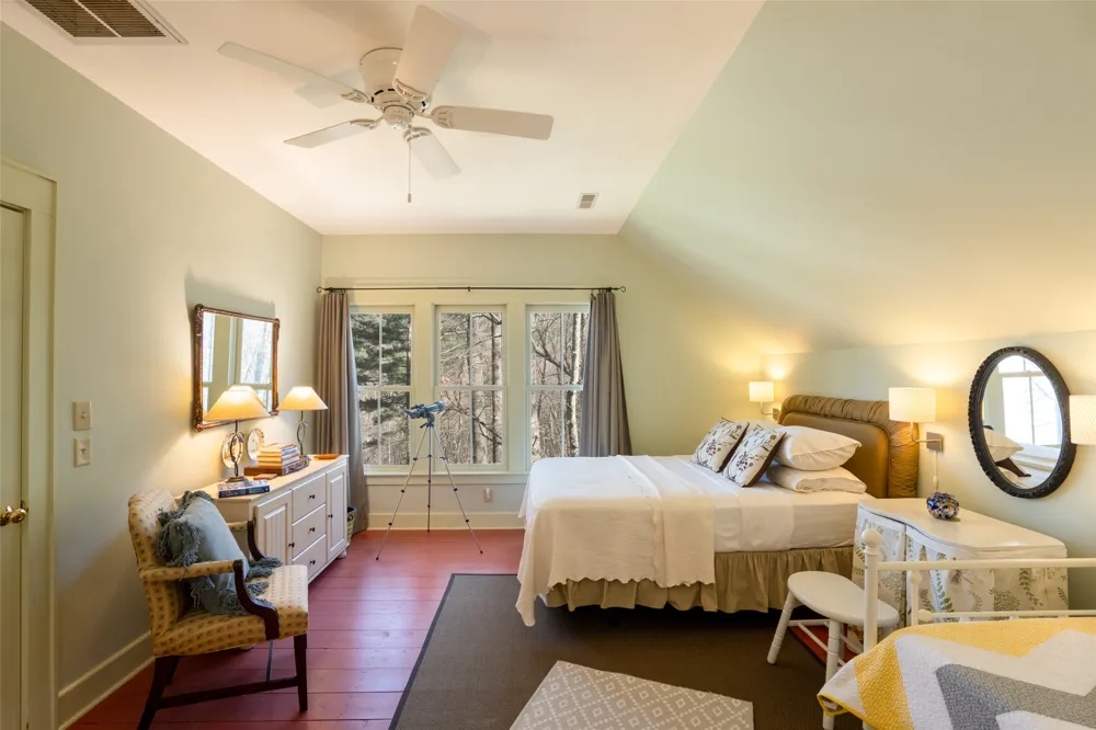 53 Rockytop Drive Cashiers, NC 28717