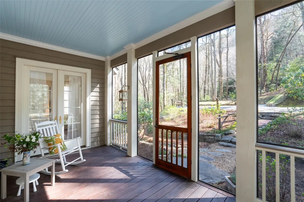 53 Rockytop Drive Cashiers, NC 28717