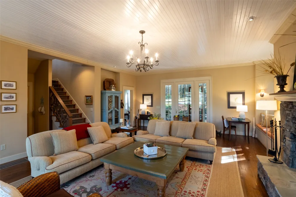 53 Rockytop Drive Cashiers, NC 28717