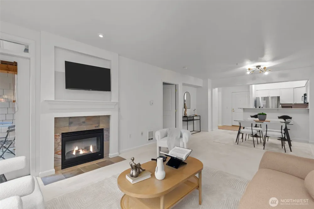 1525 NW 57th Street #303