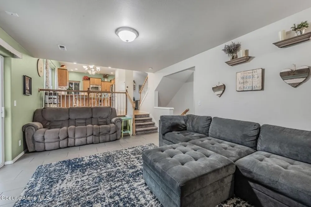 1529 W Coquille Court Post Falls, ID 83854