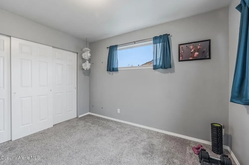 1529 W Coquille Court Post Falls, ID 83854