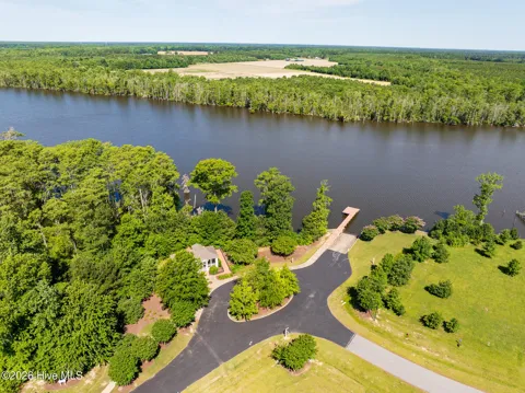 304 Winfall Court
