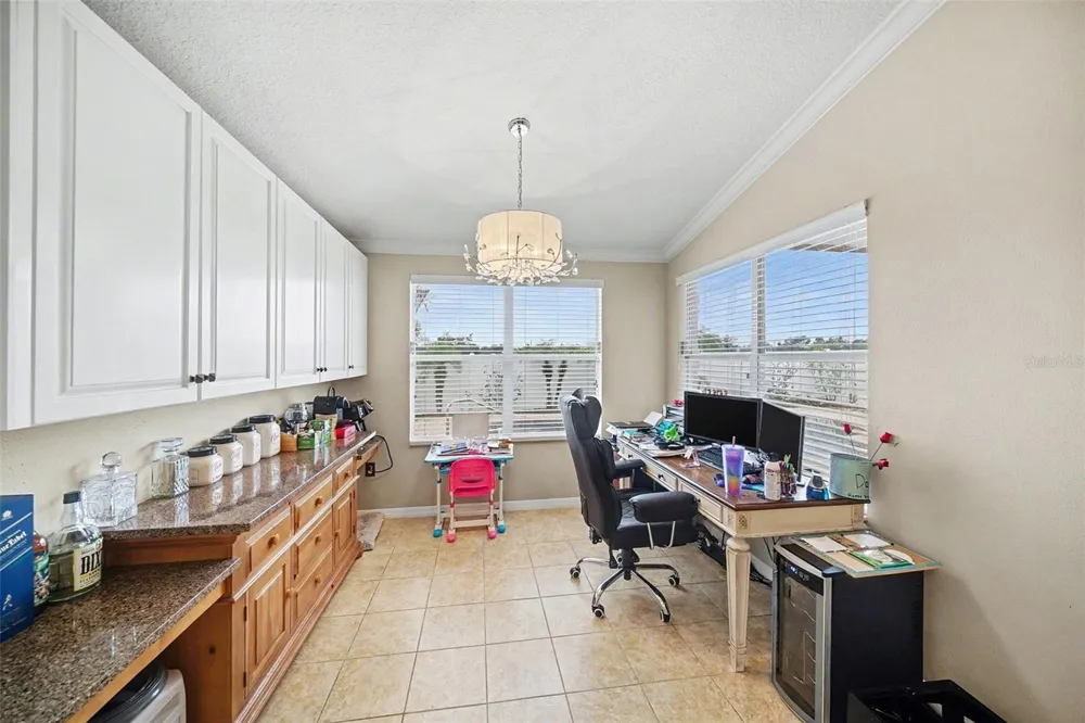 215 FERN GULLEY DRIVE Seffner, FL 33584