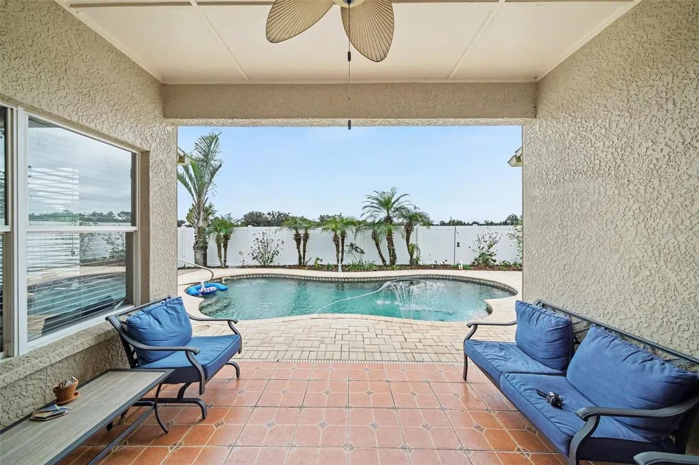 215 FERN GULLEY DRIVE Seffner, FL 33584